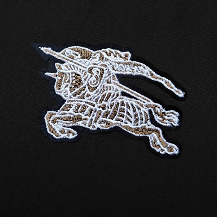 【限定】 バーバリー スーパーコピー の軍馬刺繍ロゴコットン半袖Tシャツ3色