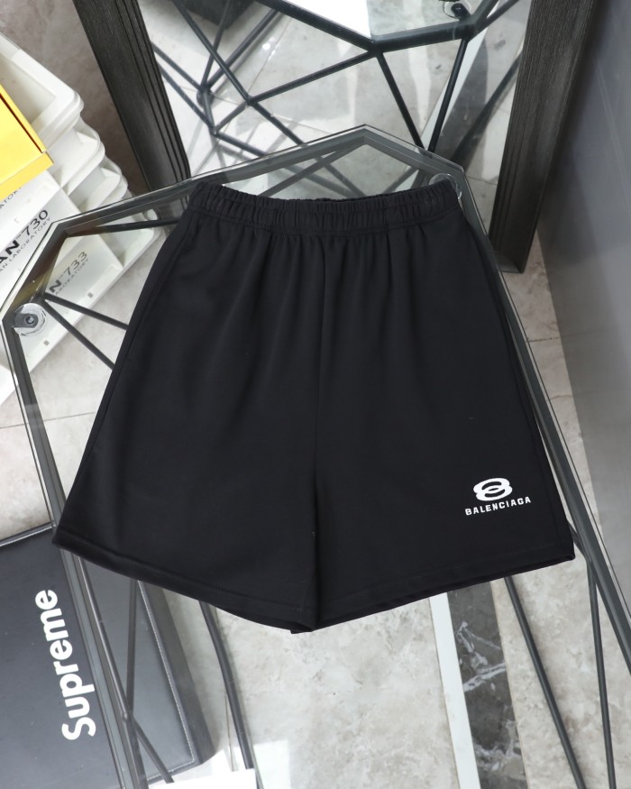 日本未入荷 バレンシアガ n級品 の刺繍大毛丸ショーツ