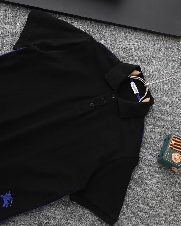 超話題! バーバリー 偽物通販  の ラシックブルー戦馬小標刺繍開襟ポロシャツ半袖Tシャツ2色