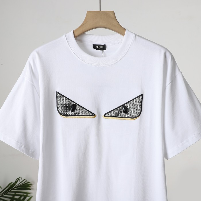 一目惚れ♪ フェンディ コピー の純色アルファベット立体刺繍ラウンドネック半袖Tシャツ2色