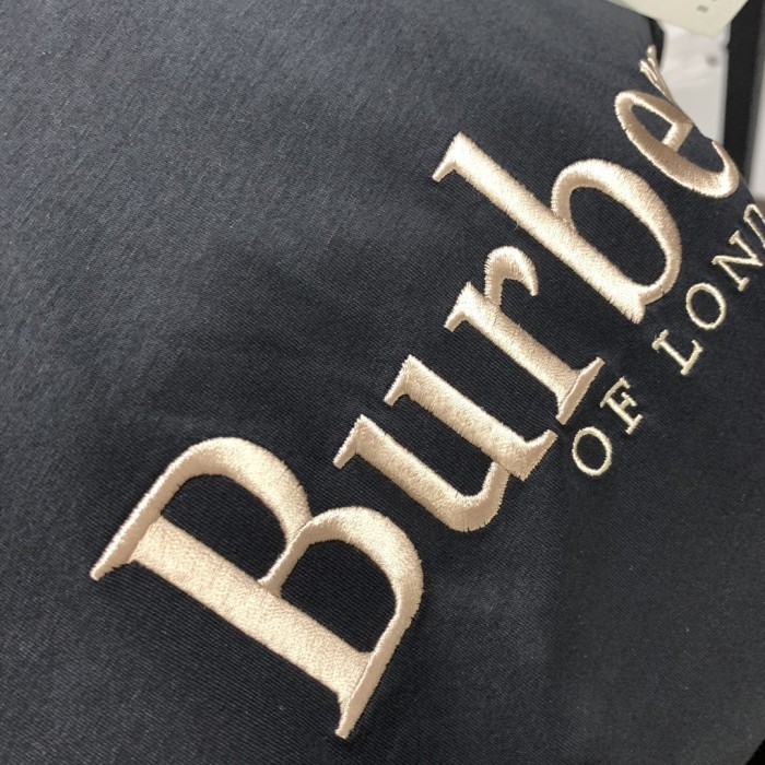 超奇跡の入荷☆ バーバリー 激安通販 のロゴアルファベットラメ刺繍コットンクルーネック半袖Tシャツ
