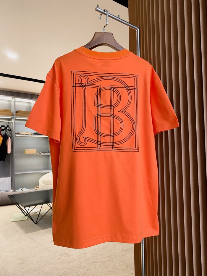 一目惚れ♪ バーバリー コピーおすすめ の背中TB刺繍コットン半袖Tシャツ