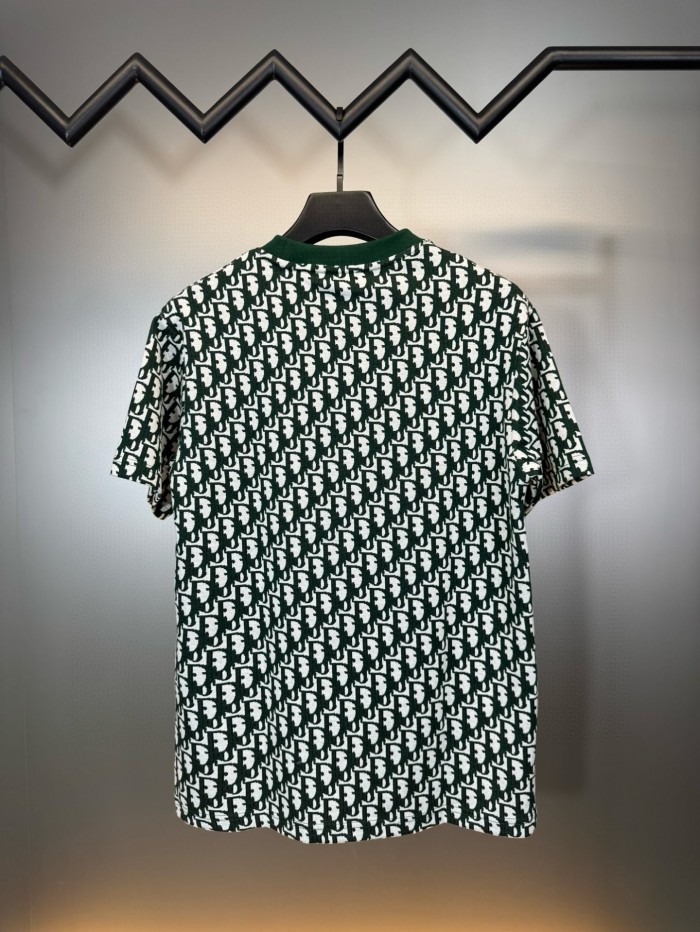 累積売上総額第１位！ ディオール 偽物通販  のプリント模様の丸首Tシャツ