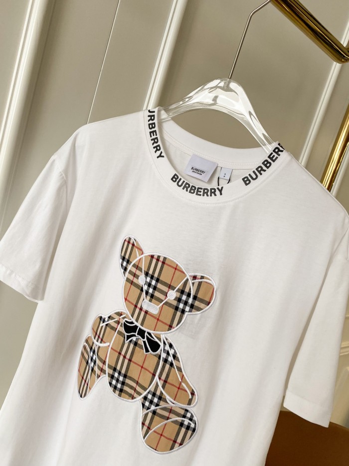使い勝手良し バーバリー n級品 の小熊刺繍チェックシール綿素材ゆったり半袖Tシャツ