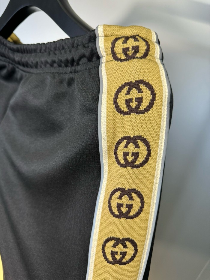 ★超人気 グッチ 偽物通販 のダブルG反射ベルト付きショーツ