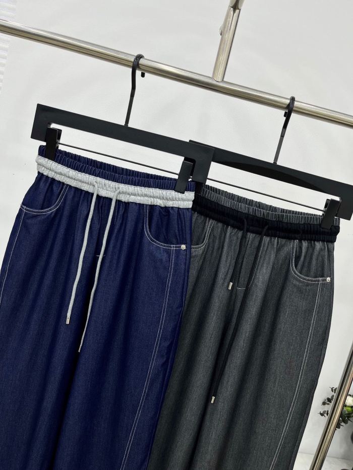 大人気 ロエベ スーパーコピー のパンチングタイツジーンズ2色