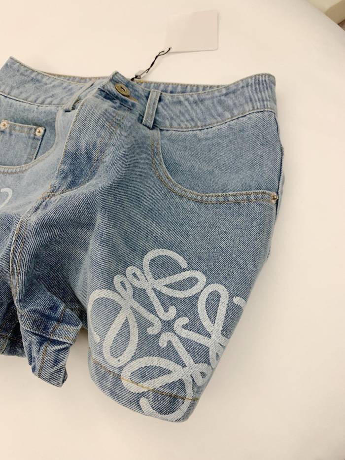 超奇跡の入荷☆ ロエベ n級品 のレーザープリントデニムパンツ