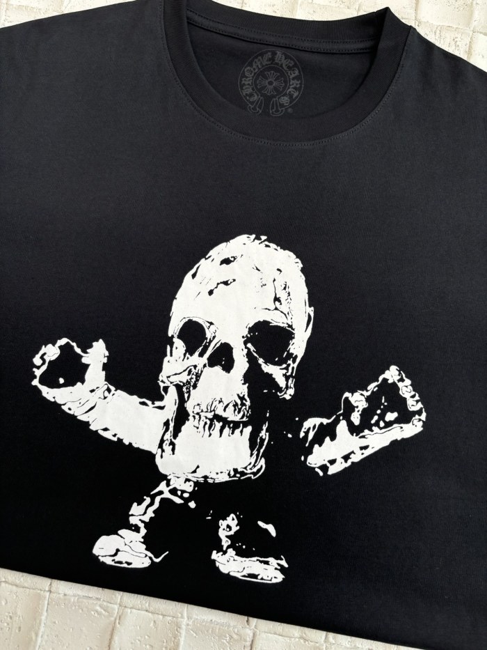 入手困難 クロムハーツ コピー のドクロプリント半袖Tシャツ