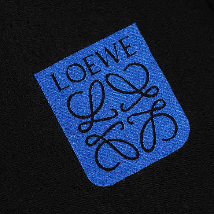 大人気 ロエベ 激安通販 の胸元の偽ポケットロゴ刺繍半袖Tシャツ