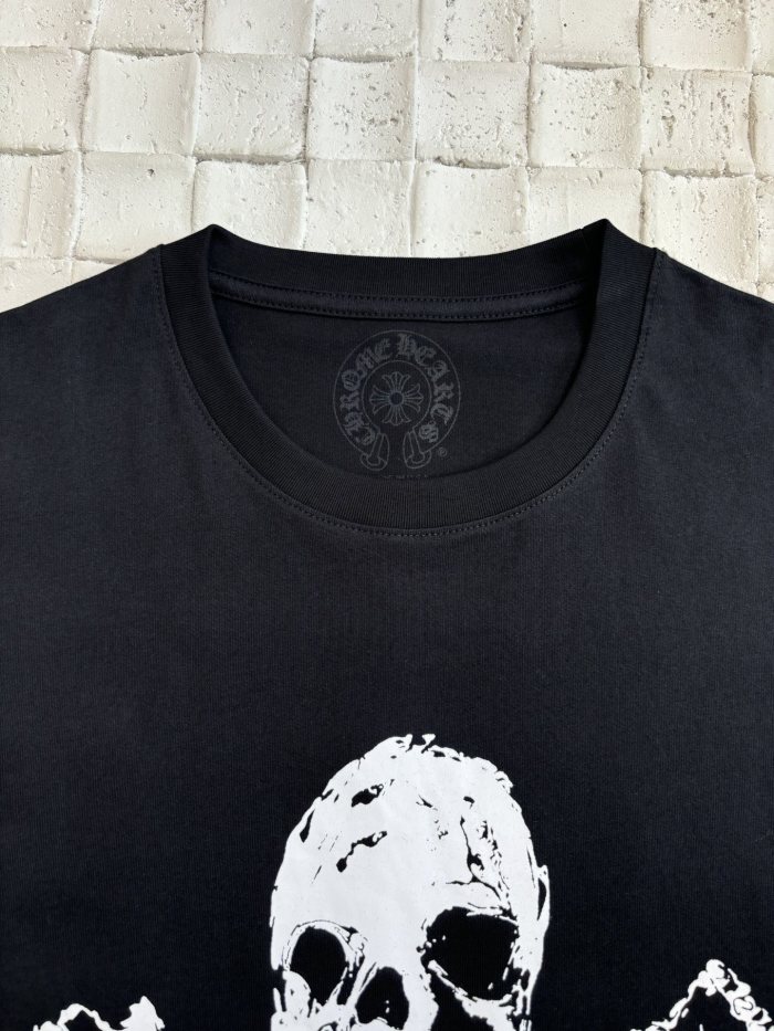 入手困難 クロムハーツ コピー のドクロプリント半袖Tシャツ
