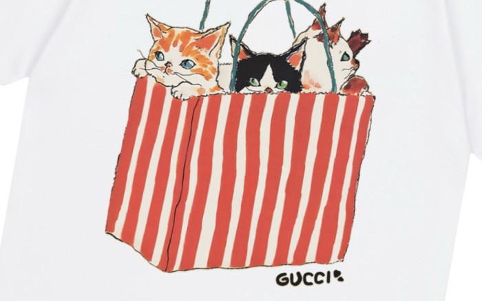 使い勝手良し グッチ コピー のデジタル直噴ギフトバッグ猫ロゴ男女同型半袖Tシャツ