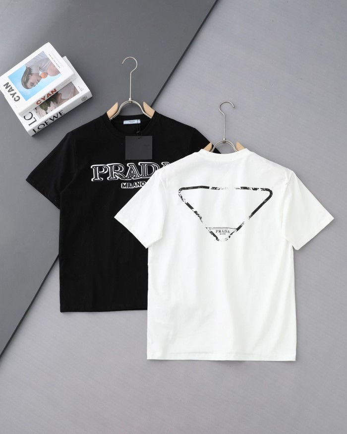 超話題! プラダ 激安通販 の胸に刺繍する➕直噴新型Tシャツ