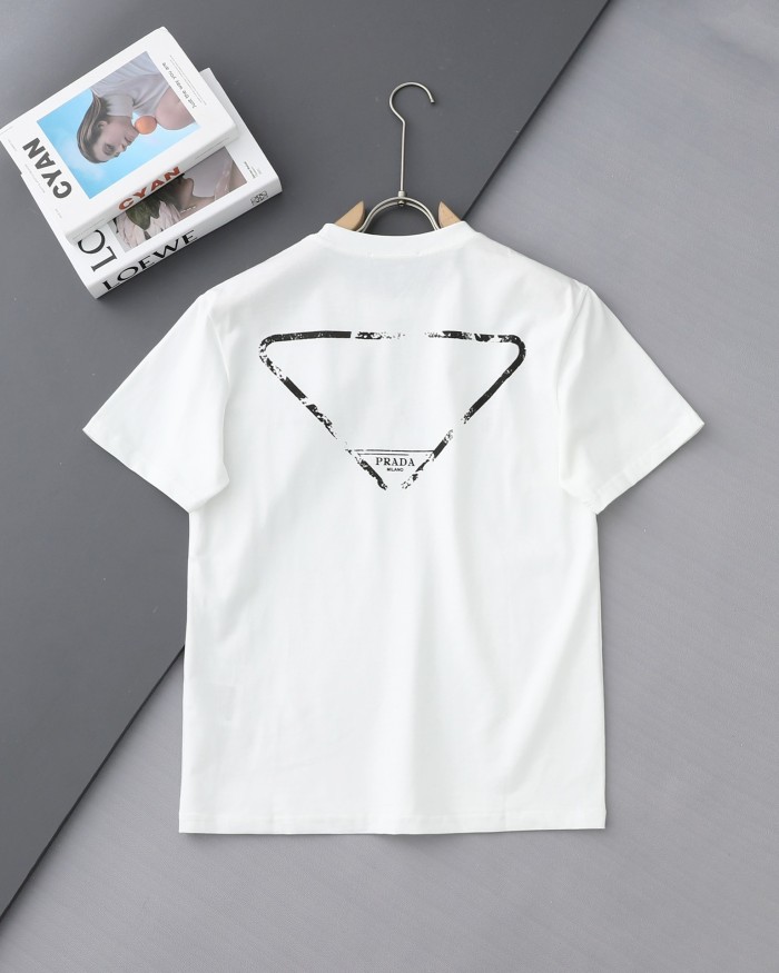 超話題! プラダ 激安通販 の胸に刺繍する➕直噴新型Tシャツ
