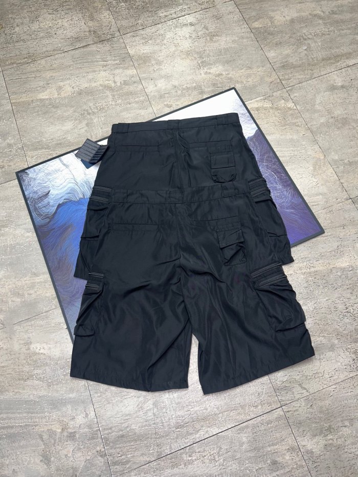 日本未入荷 プラダ 偽物通販  の25 SS三角標工装ポケット機能パンツ