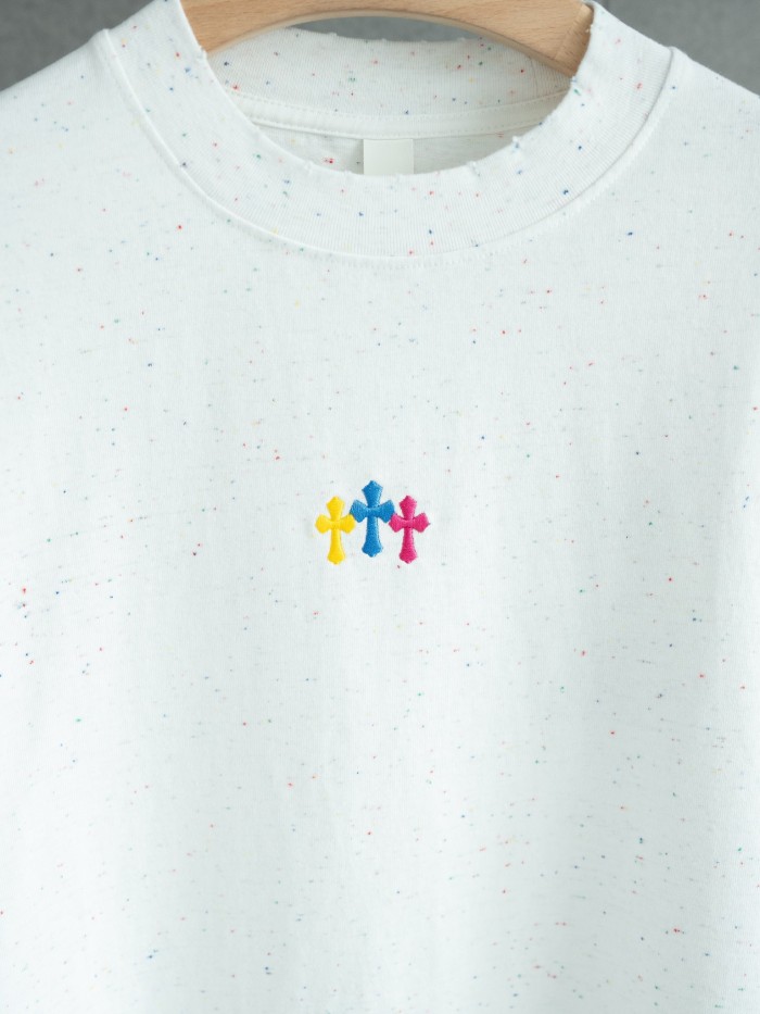 入手困難 クロムハーツ 激安偽物 の波点カラー十字架刺繍丸首半袖Tシャツ2色