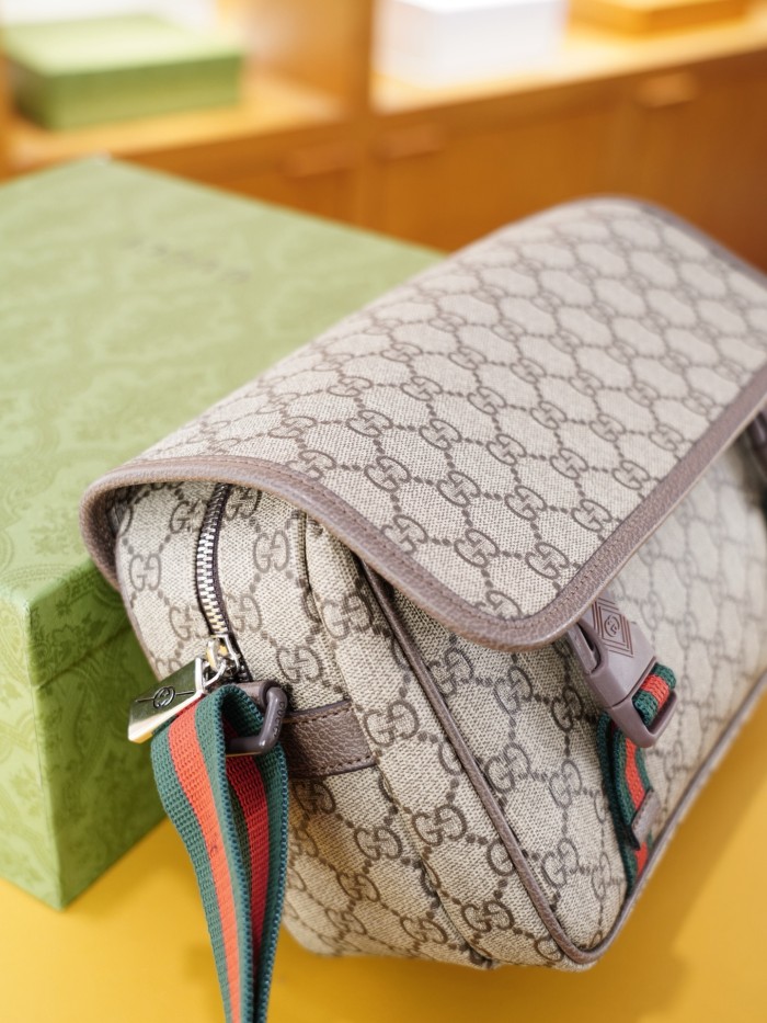 累積売上総額第１位！ グッチ n級品 ショルダーバッグ