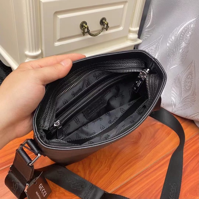 新作 グッチ スーパーコピー ショルダーバッグ