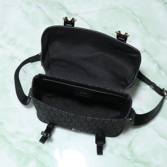 日本未入荷  ディオール コピーおすすめ ショルダーバッグ