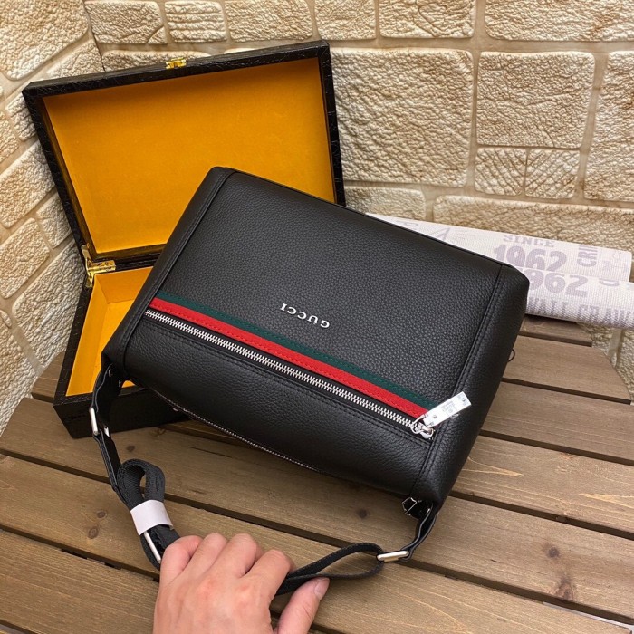 超奇跡の入荷☆ グッチ n級品 ショルダーバッグ