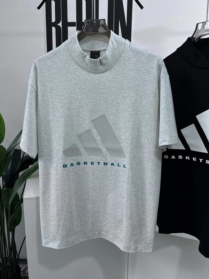 【話題商品！】 アディダス コピー のシリカゲル厚板刻字膜プリントゆとりOS版型半袖Tシャツ