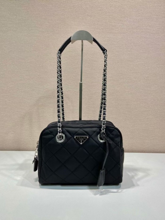 日本未入荷 プラダ n級品 ショルダーバッグ