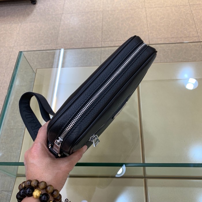 大人気 プラダ 偽物通販 ショルダーバッグ