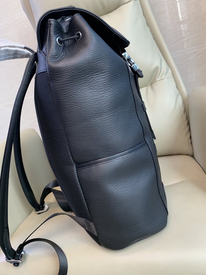 日本未入荷 プラダ コピー リュックバック