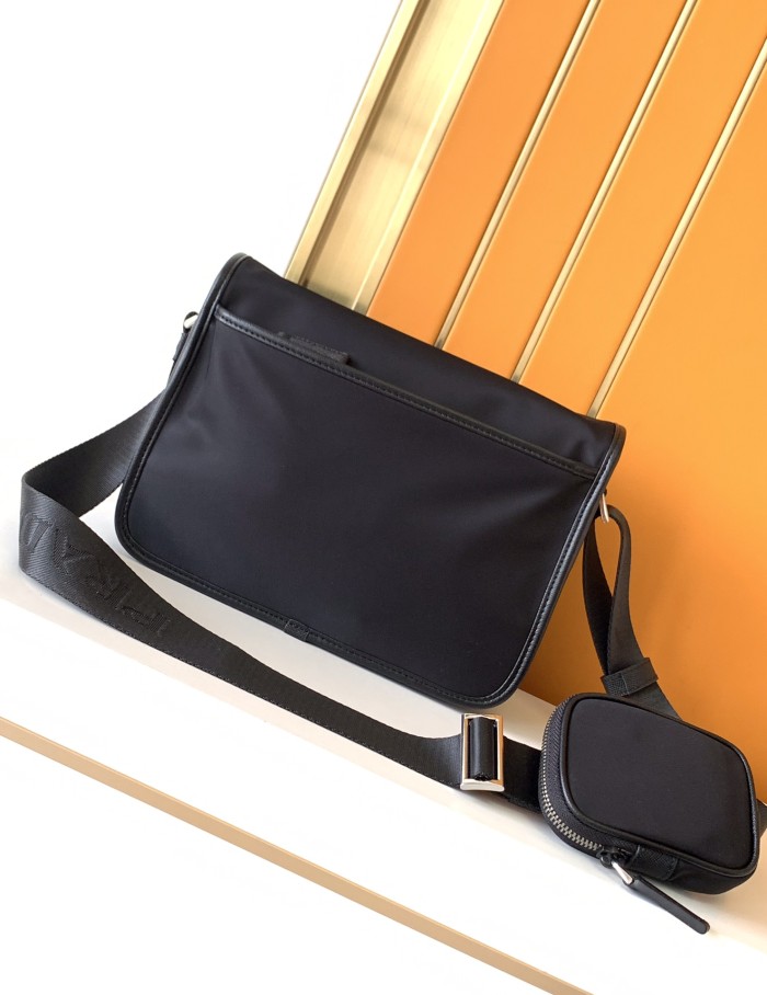 日本未入荷 プラダ スーパーコピー ショルダーバッグ