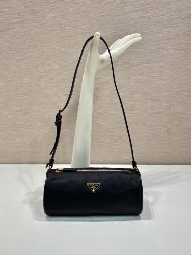 高品質 プラダ コピーおすすめ ショルダーバッグ