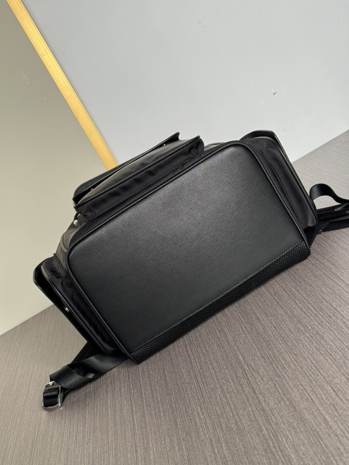 稀少 プラダ 偽物通販 リュックバック