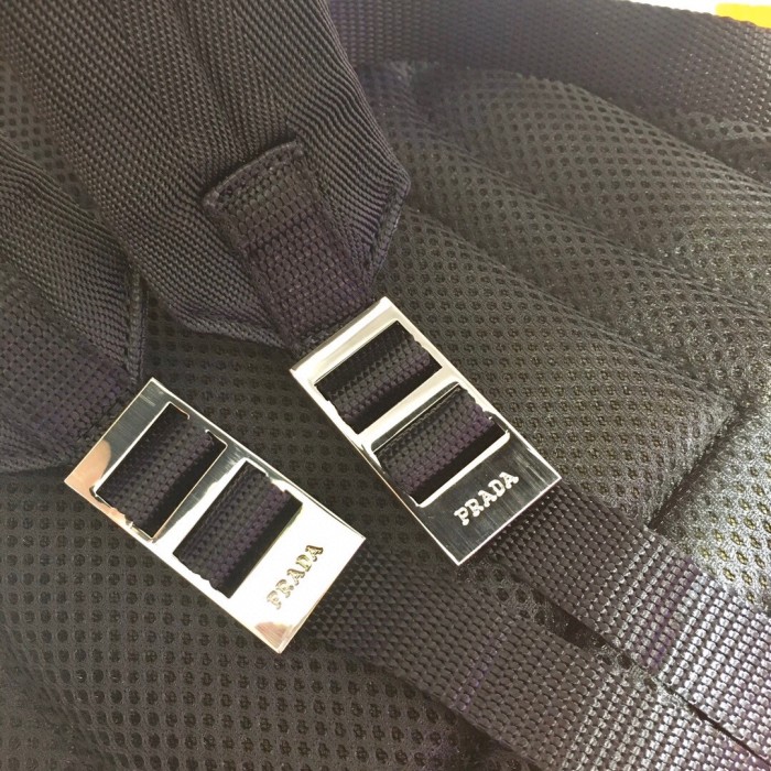 使い勝手良し プラダ 偽物通販 リュックバック