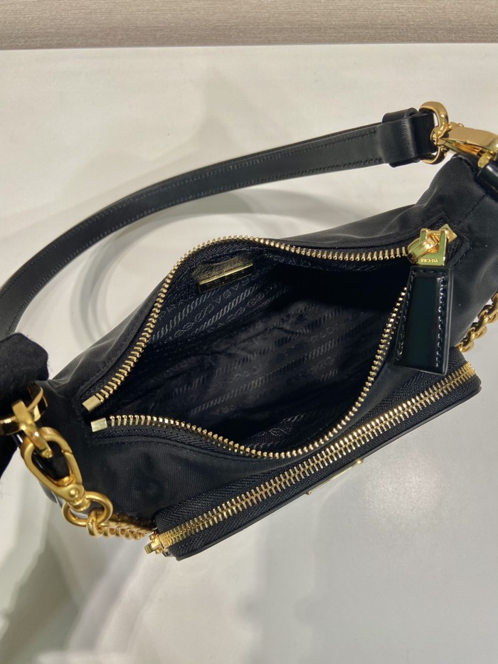 超奇跡の入荷☆ プラダ 激安通販 ショルダーバッグ