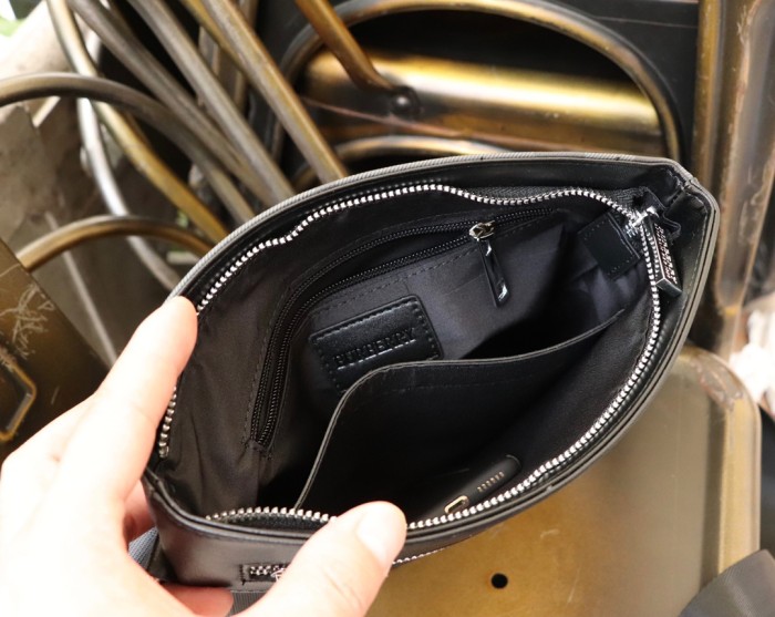 【限定】バーバリー 偽物通販 ショルダーバッグ