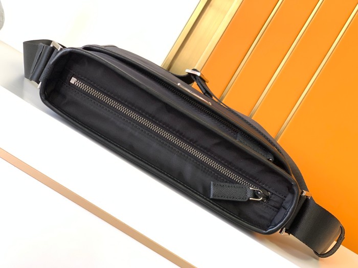 【話題商品！】プラダ n級品 ショルダーバッグ