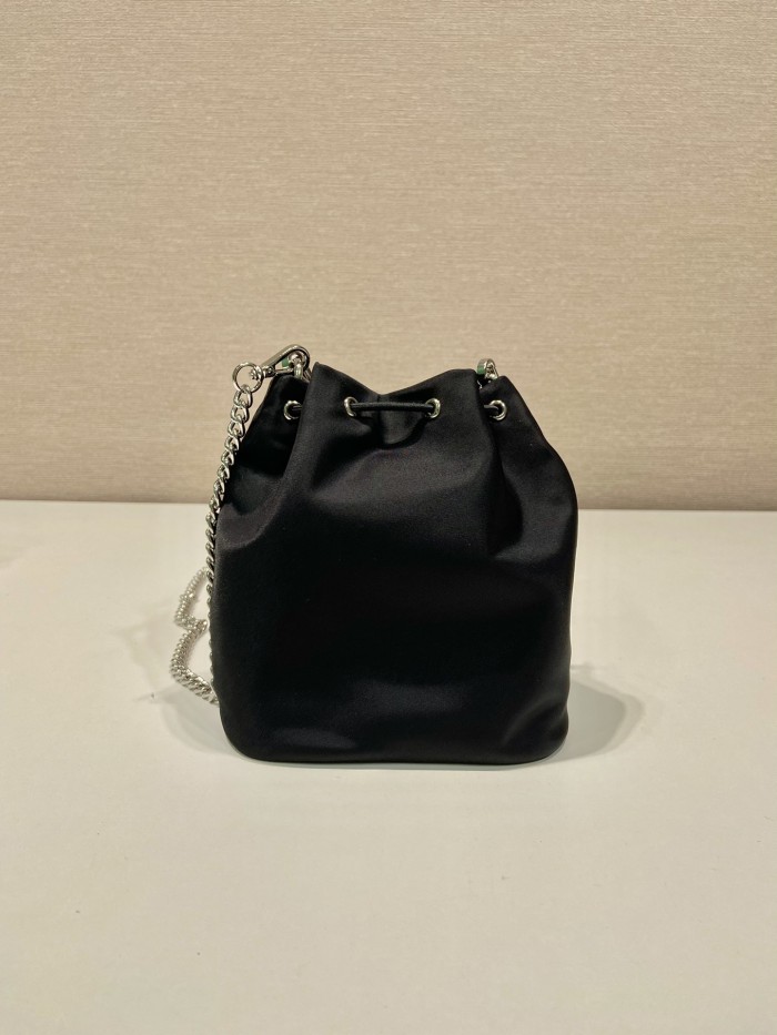 入手困難 プラダ n級品 ショルダーバッグ