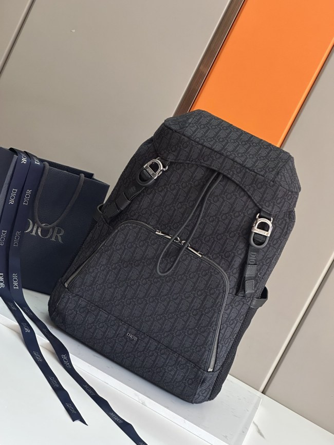 日本未入荷 ディオール 激安偽物 リュックバック