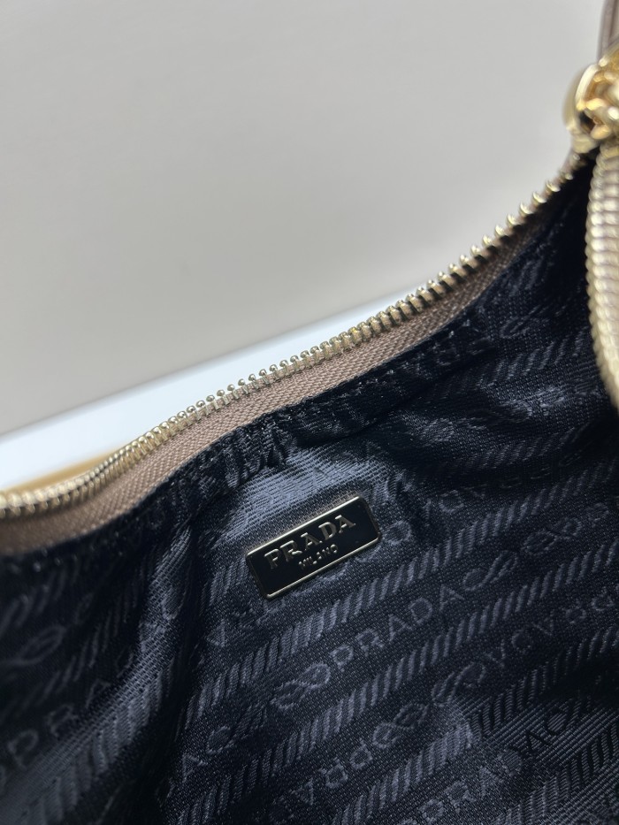 【限定】プラダ 激安偽物 レディース PRADAレディースワンショルダーまたは斜め掛けバッグ
