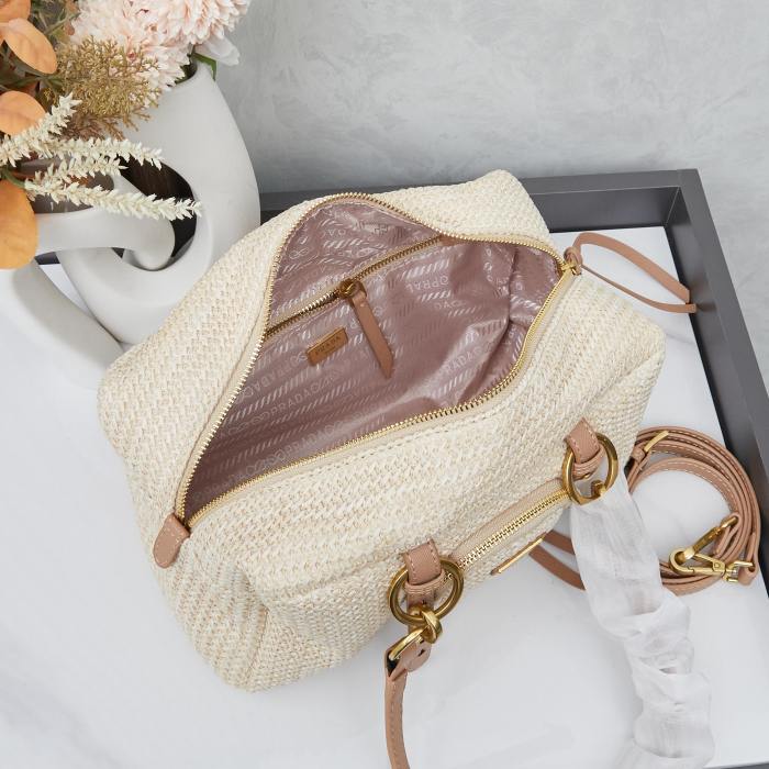累積売上総額第１位！プラダ n級品 レディース PRADA編みバッグ