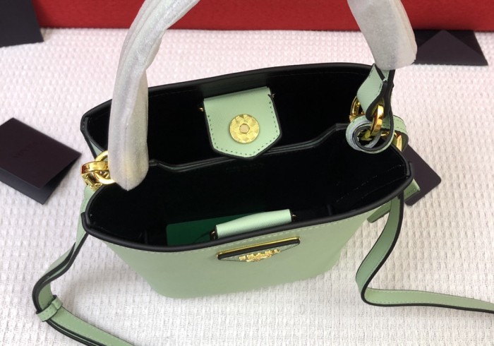 超話題! プラダ n級品 レディース ショルダーバック