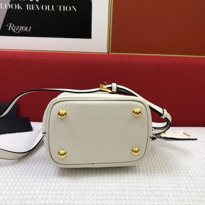 高品質 プラダ コピーおすすめ レディース ショルダーバック