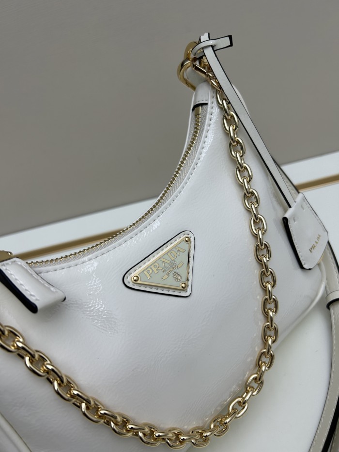 稀少 プラダ n級品 レディース PRADAレディースワンショルダーまたは斜め掛けバッグ
