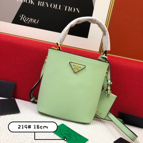 超話題! プラダ n級品 レディース ショルダーバック