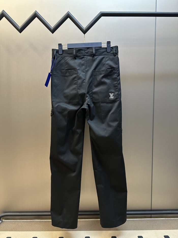 稀少 ルイヴィトン n級品 2025 SS Lvウール刺繍ウエストパンツ