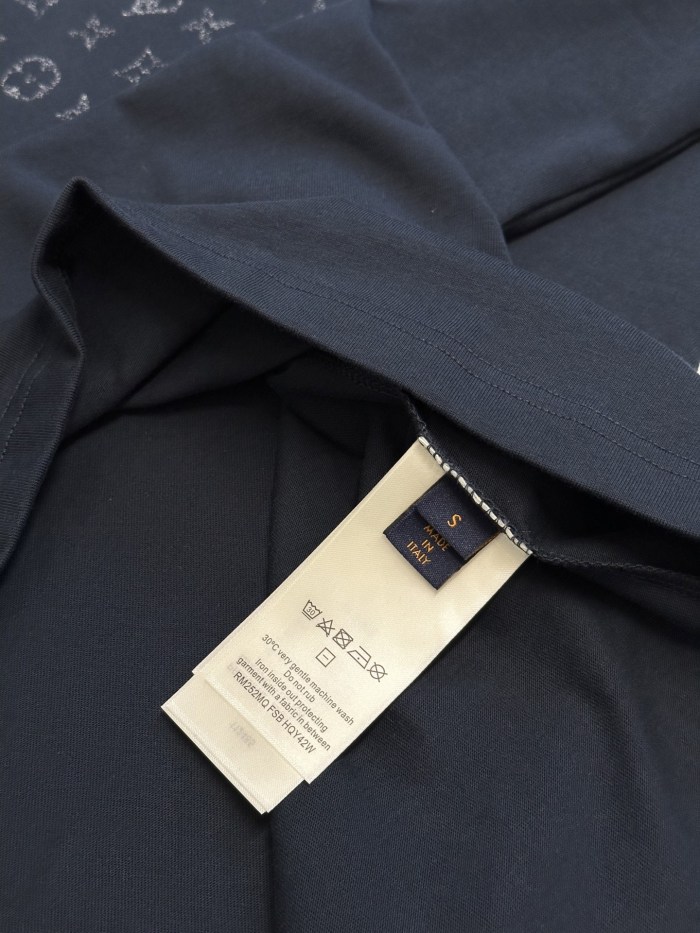 追跡付 ルイヴィトン 激安通販 2025 SS Lv グラデーション老花Tシャツ