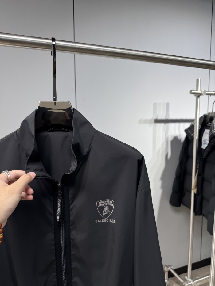入手困難 バレンシアガ コピーおすすめ のスタンドカラージャケット