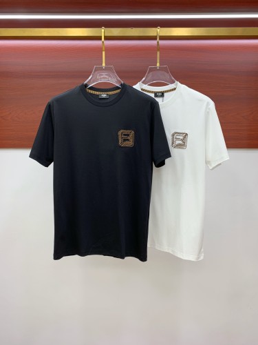 高品質 フェンディ 激安偽物 のメンズカジュアル下地半袖Tシャツ