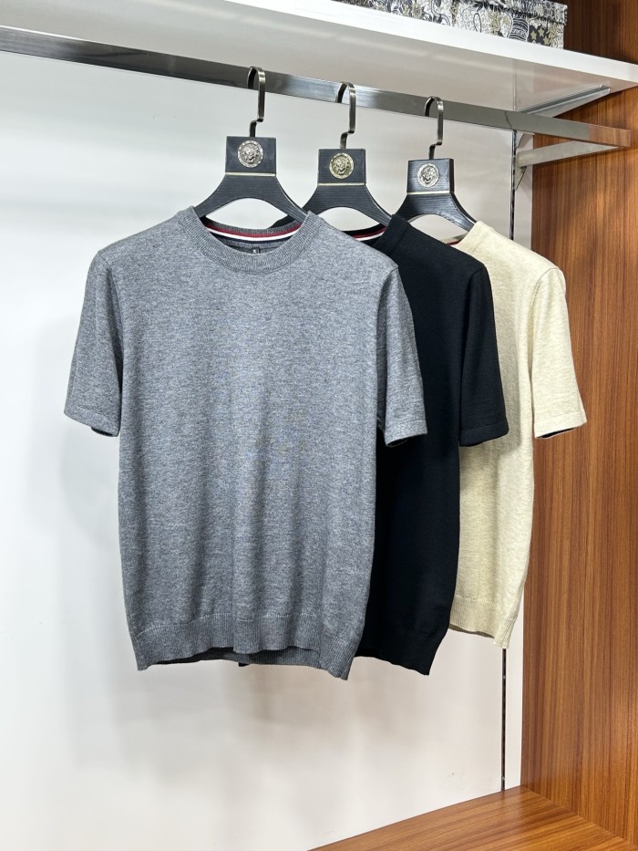 日本未入荷 モンクレール スーパーコピー メンズの半袖ニット