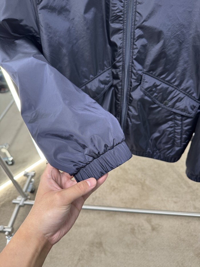 稀少 モンクレール 激安通販 スタンドカラージャケット