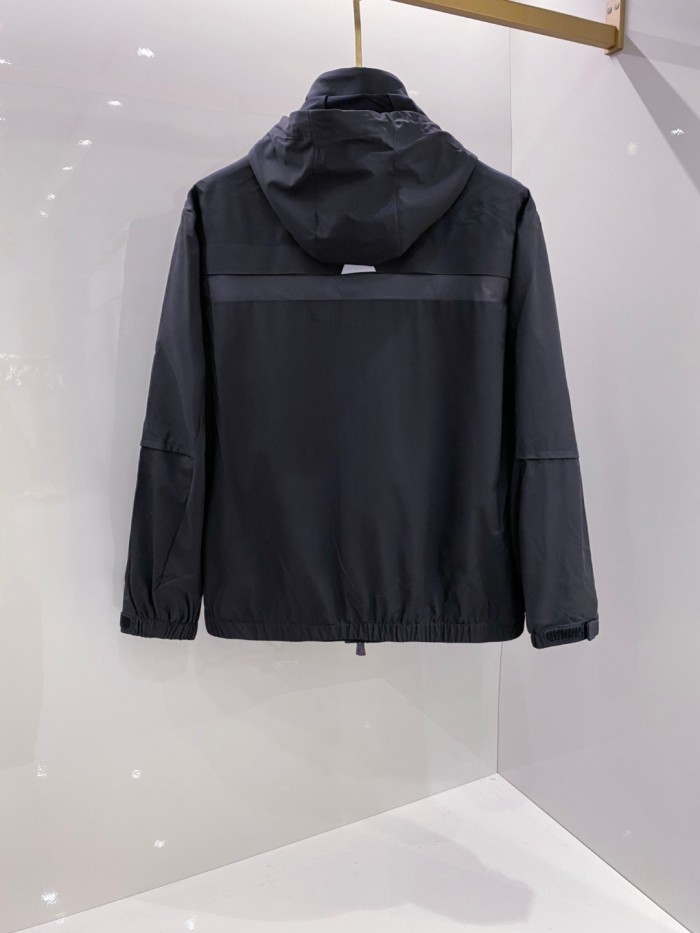 超奇跡の入荷☆ モンクレール 激安通販 メンズジャケット