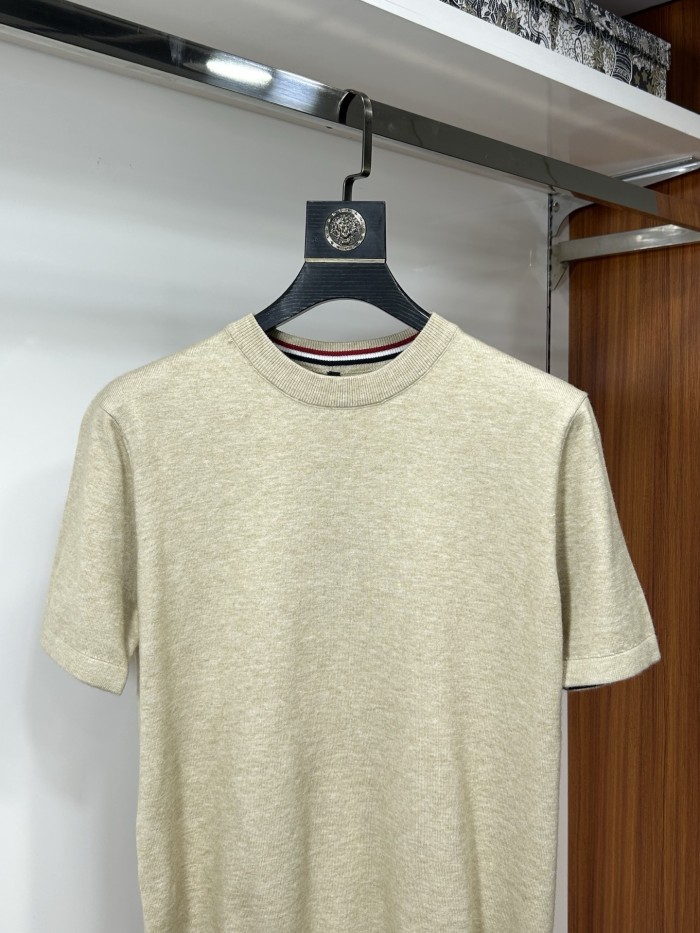 日本未入荷 モンクレール スーパーコピー メンズの半袖ニット